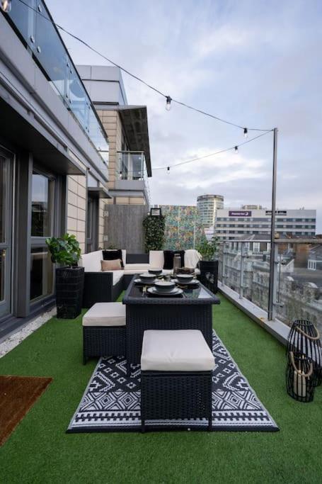 Penthouse Noir - Wyndale Living - Central Bham 2Br 伯明翰 外观 照片